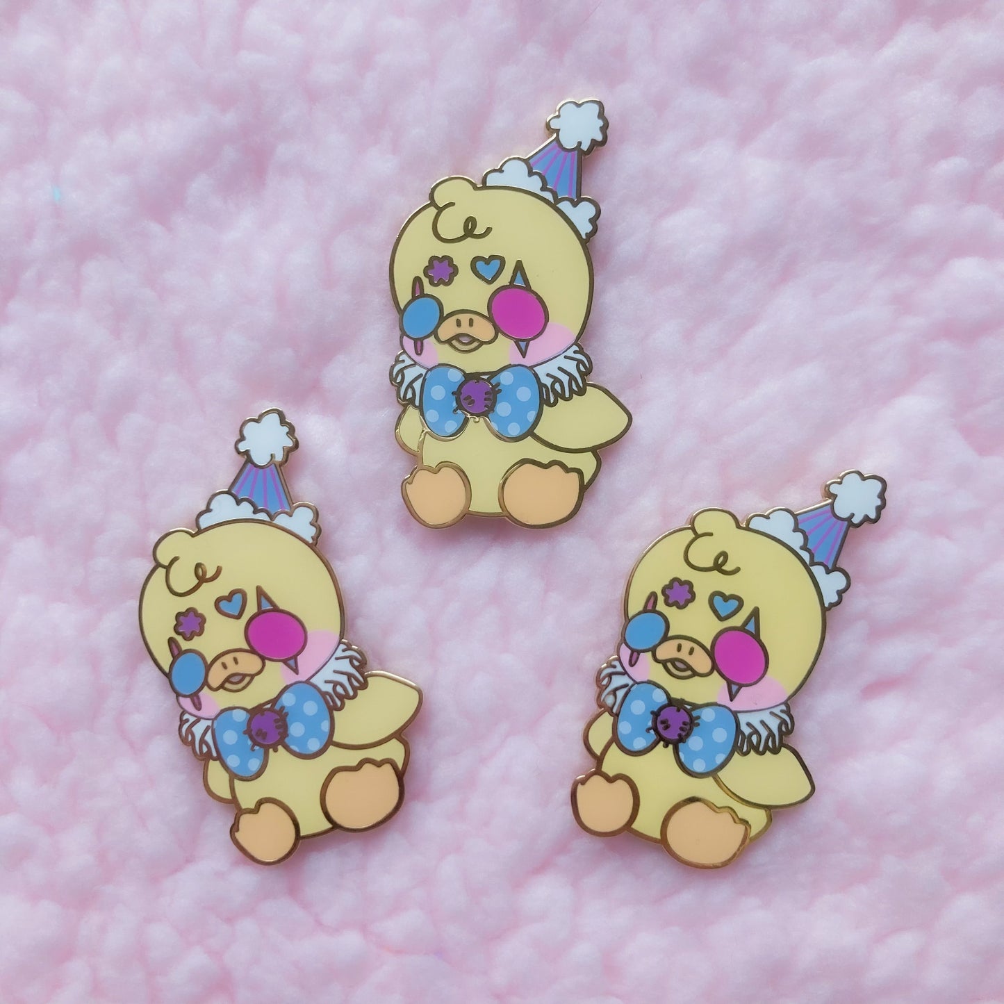 Finch the Duck Pins