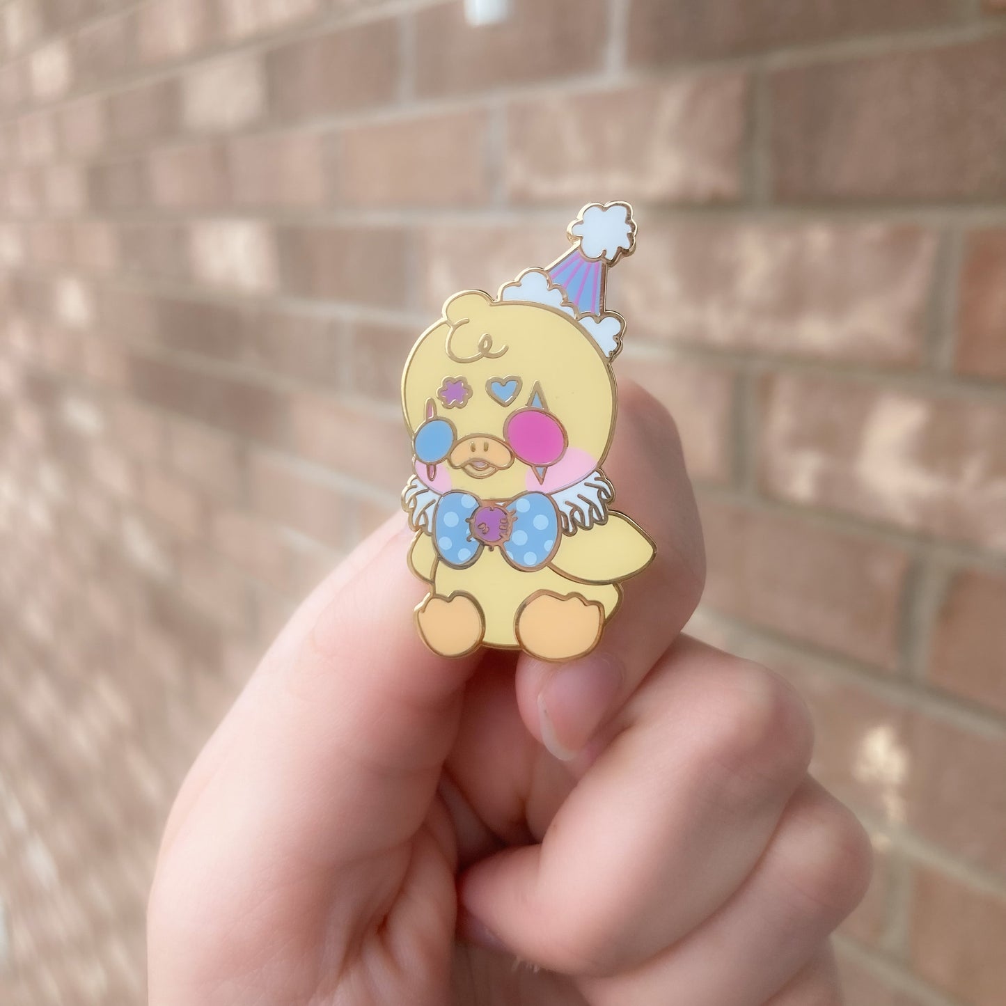 Finch the Duck Pins