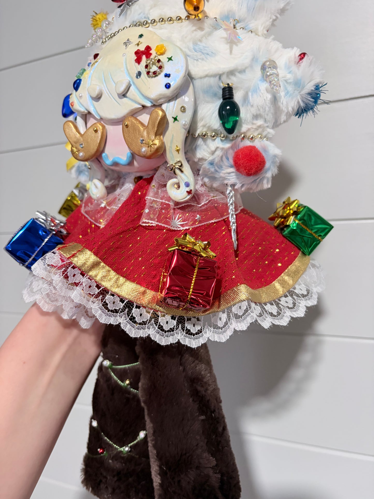 Holly the Nostalgic Christmas Tree